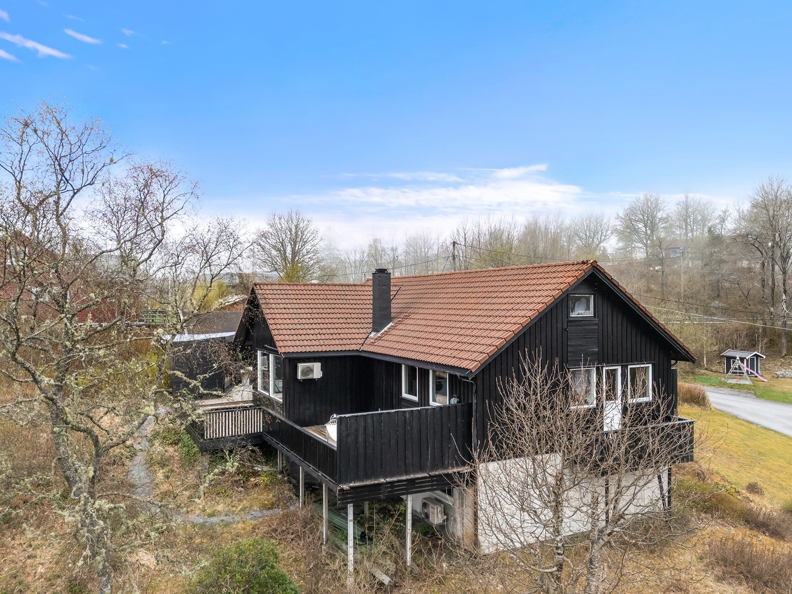 Området er rolig og familievennlig, samtidig som du har enkel tilgang til daglige nødvendigheter. Galleribilde
