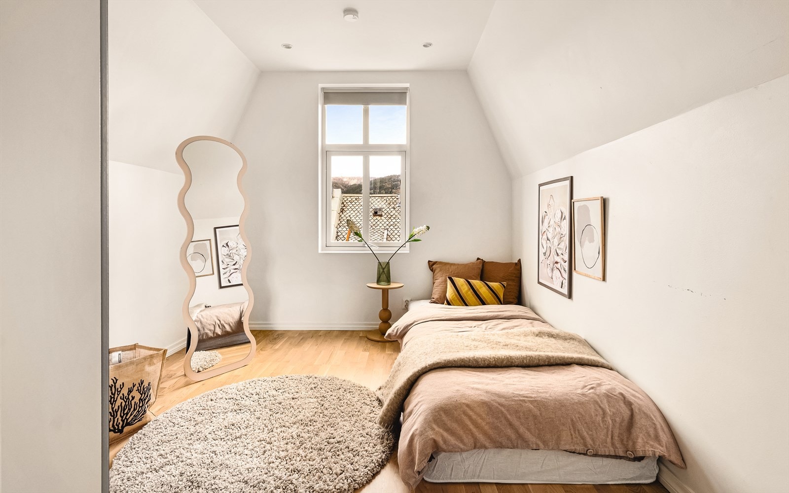 - Det andre soverommet måler 8,9 m² - Galleribilde