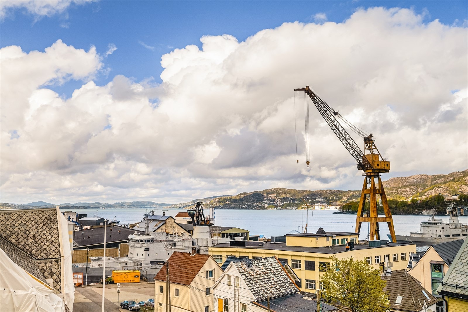 - Nydelig sjøutsikt fra soverommet - Galleribilde