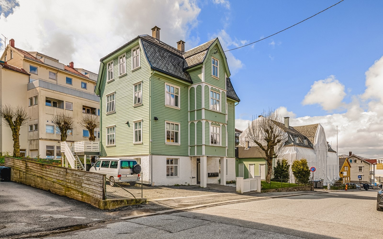 - Selveierleilighet i seksjonert jugendstil villa - Galleribilde