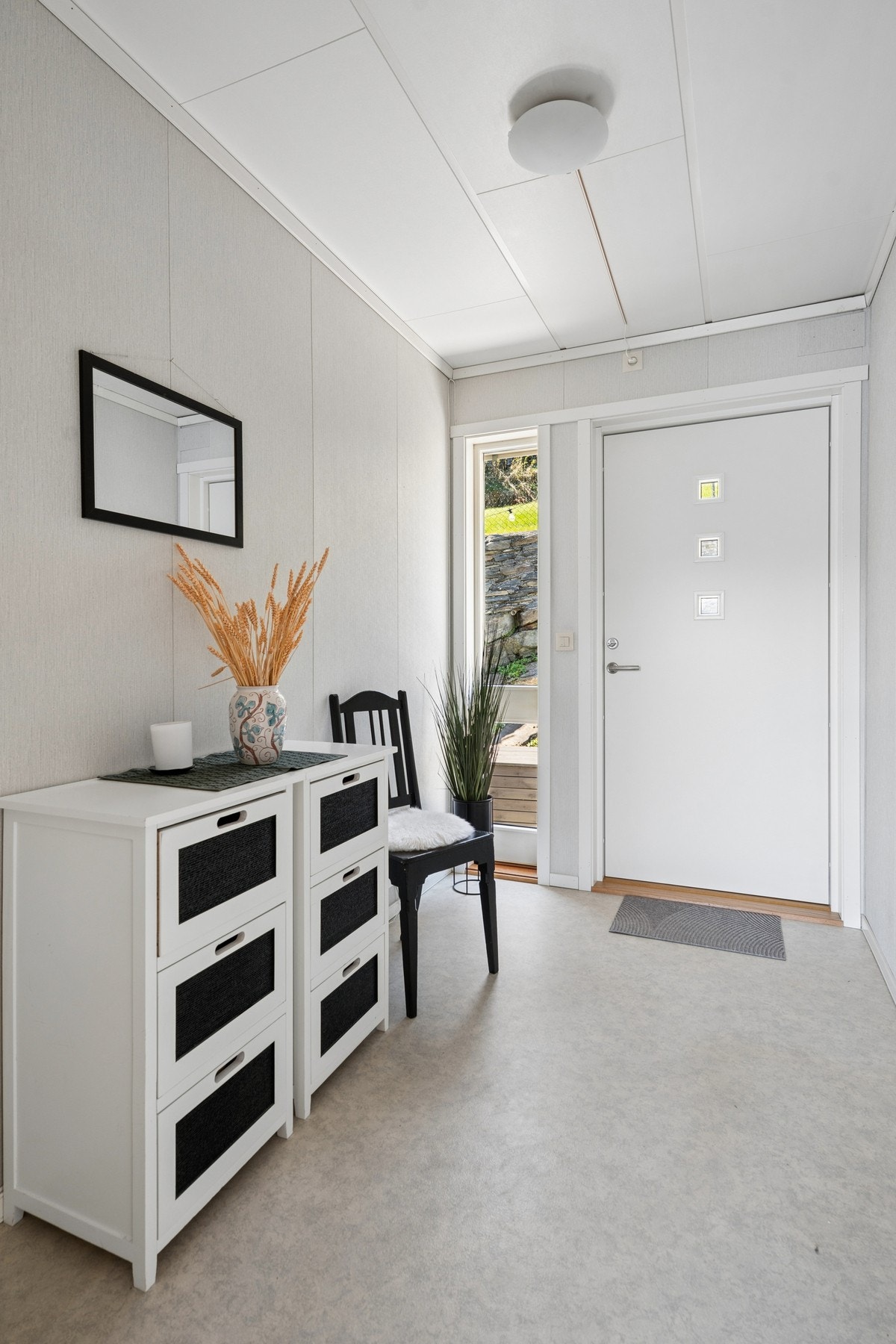 - Entré ved hovedetasjen, velkommen inn! - Galleribilde