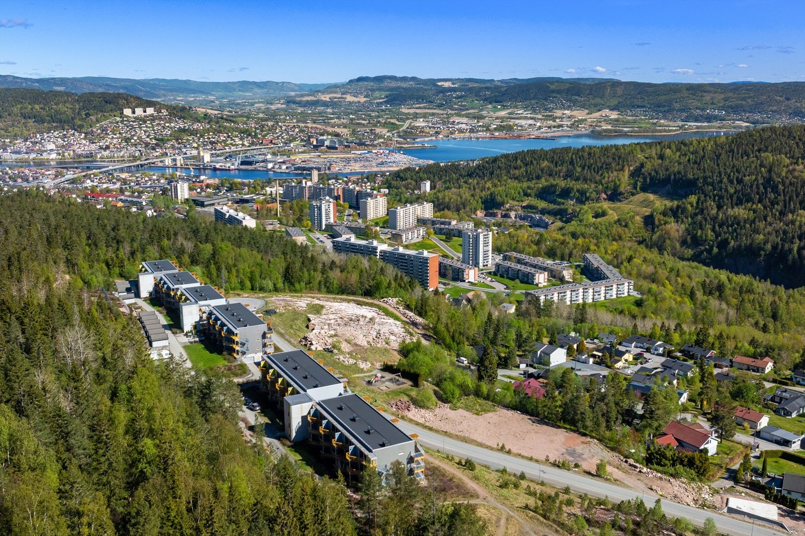 Drammen og Drammensfjorden. Galleribilde