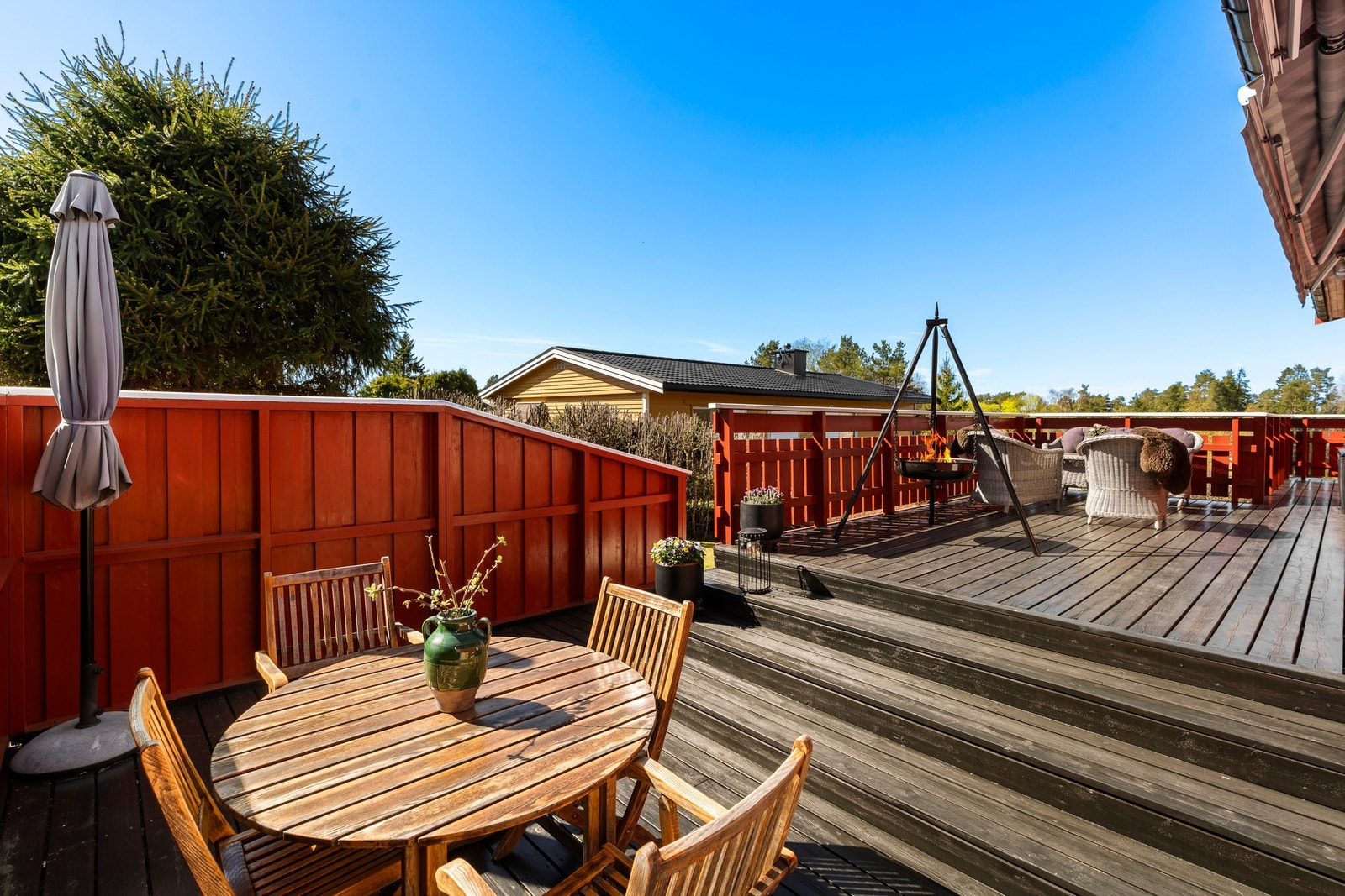 Terrasse. Galleribilde