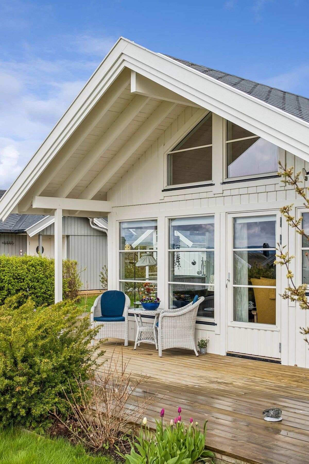 Mange hytteeiere trekker frem det gode samholdet og den rolige atmosfæren som noe av det beste med området. Galleribilde