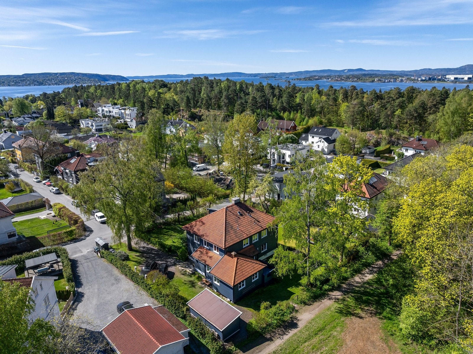 Velkommen til visning i Lovisenlund 3. Galleribilde