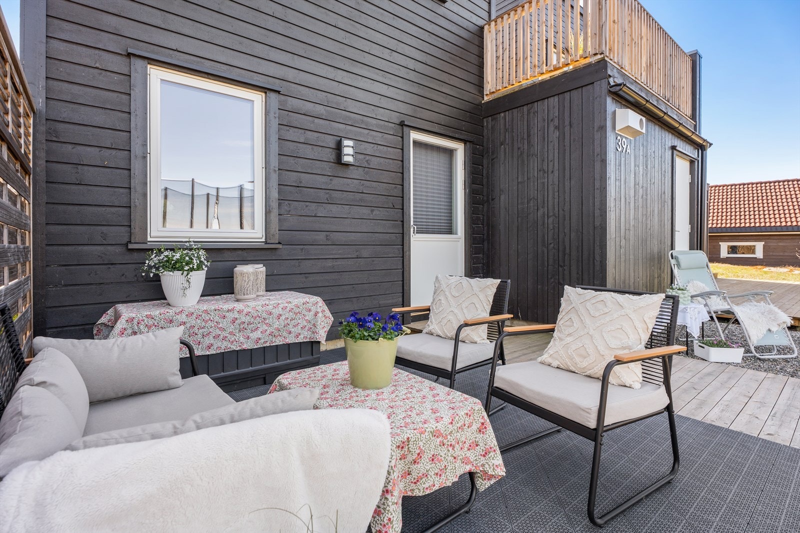 Platting hvor kveldssola kan nytes. Galleribilde