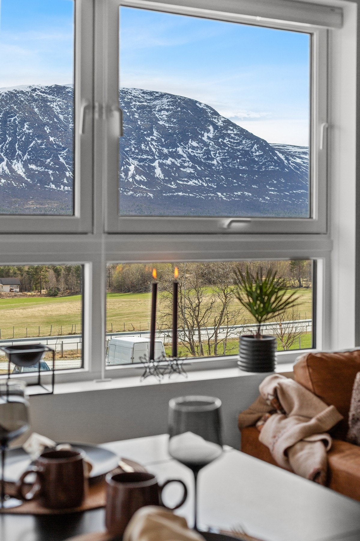 Flott utsikt mot Almannberget. Galleribilde