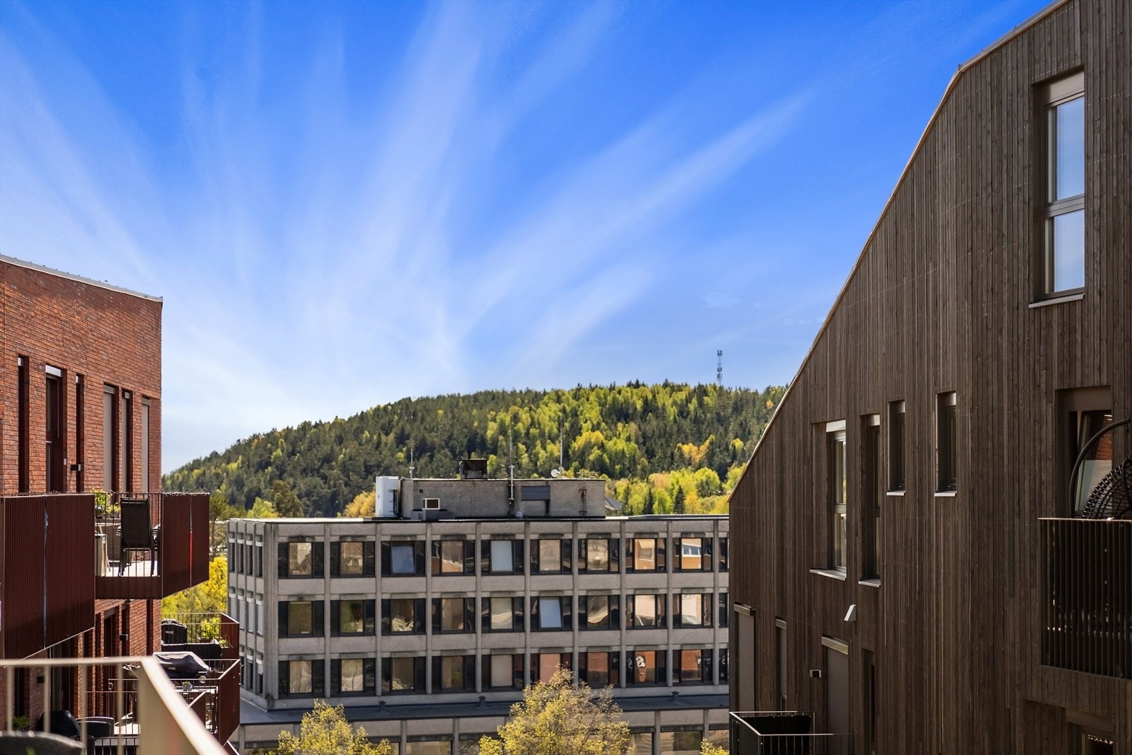 Utsikt fra balkong Galleribilde