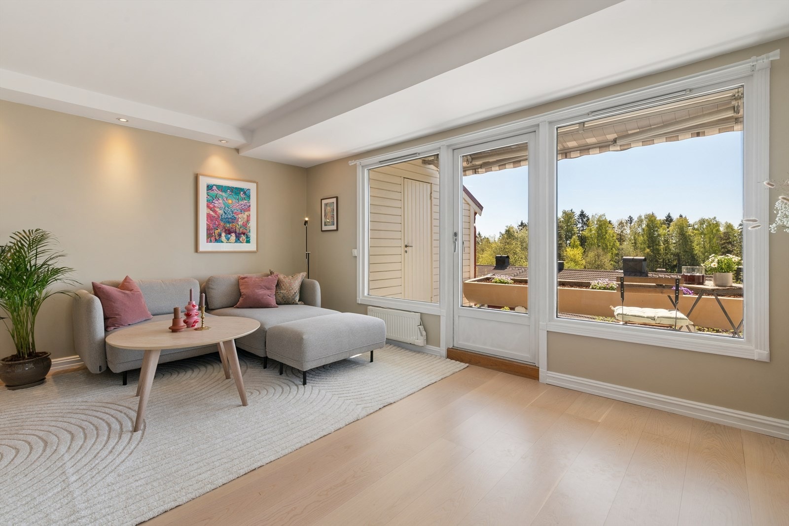 Velkommen til Ankerveien 40A - en flott selveierleilighet med romslig terrasse, presentert av Cathrine Pettersen v/ DNB Eiendom. Galleribilde