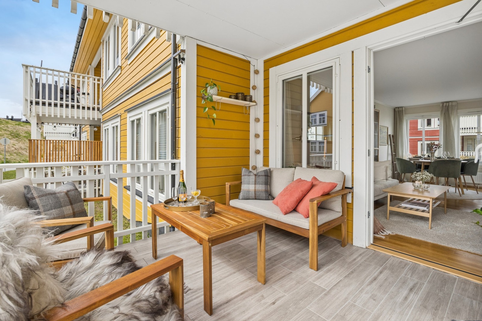 Her kan man fint nye lange sommerkvelder! Galleribilde