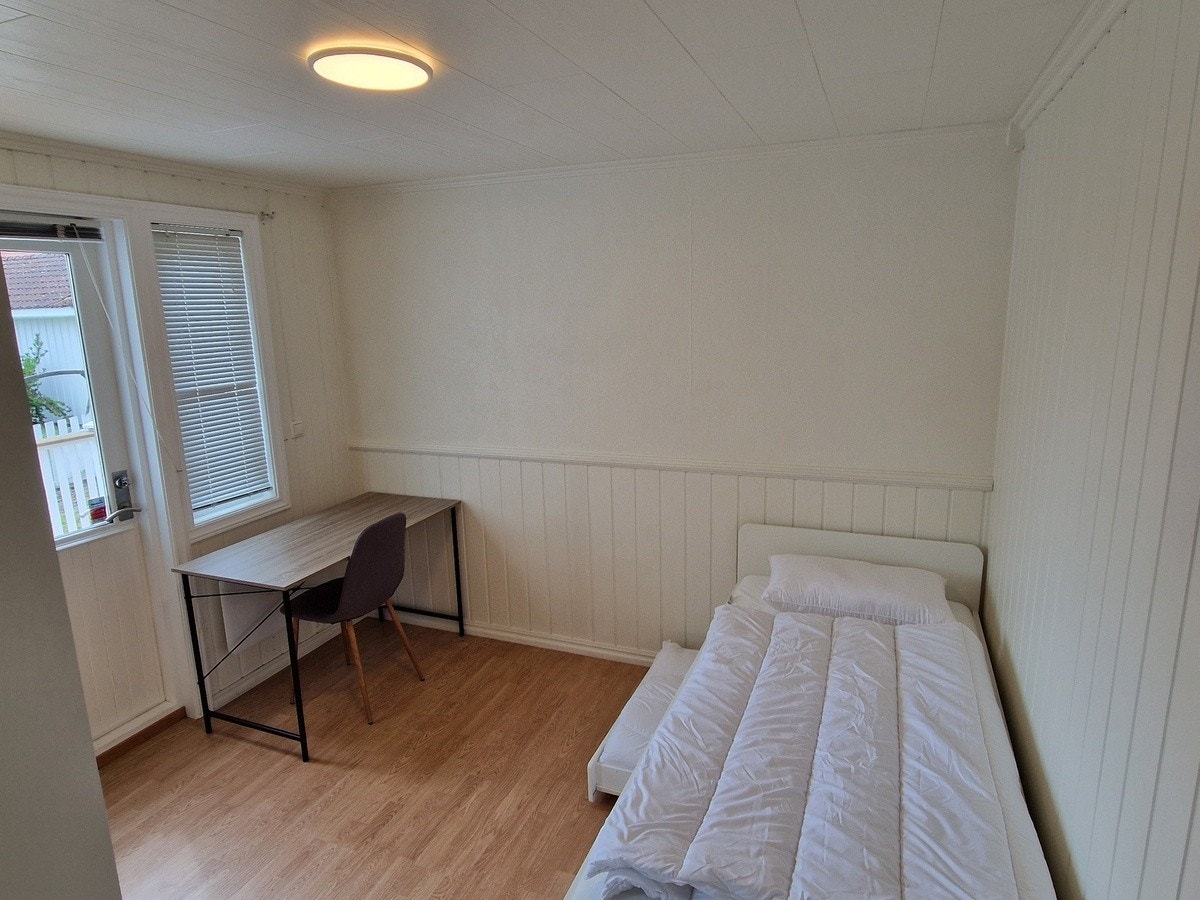 Rom med utgang til terrassen Galleribilde