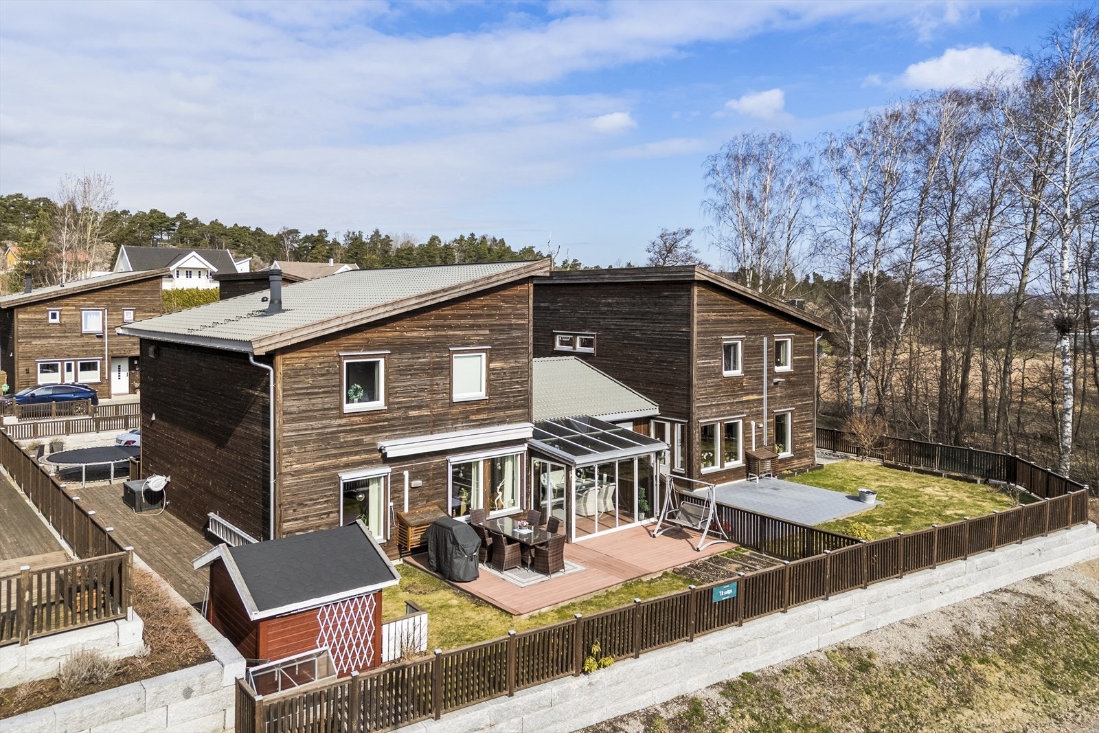 God adkomst mellom inngansside og terrasseside ute Galleribilde