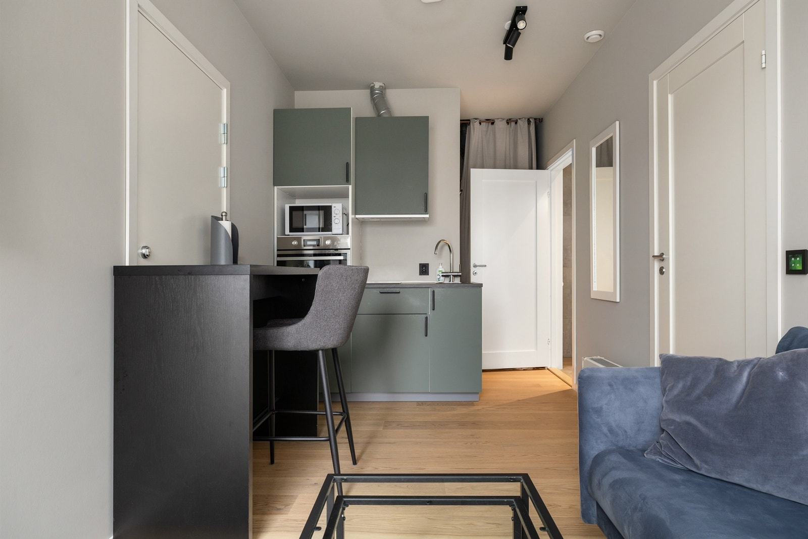 Den gode takhøyden er også i hybelen, samt KNX-styring Galleribilde