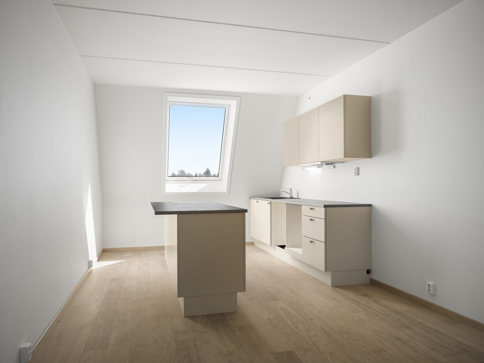 Oppgradert kjøkken fra HTH (modellen Focus Beige) Galleribilde