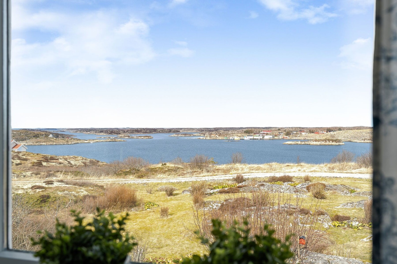 Meget flott sjøutsikt fra eiendommen Galleribilde
