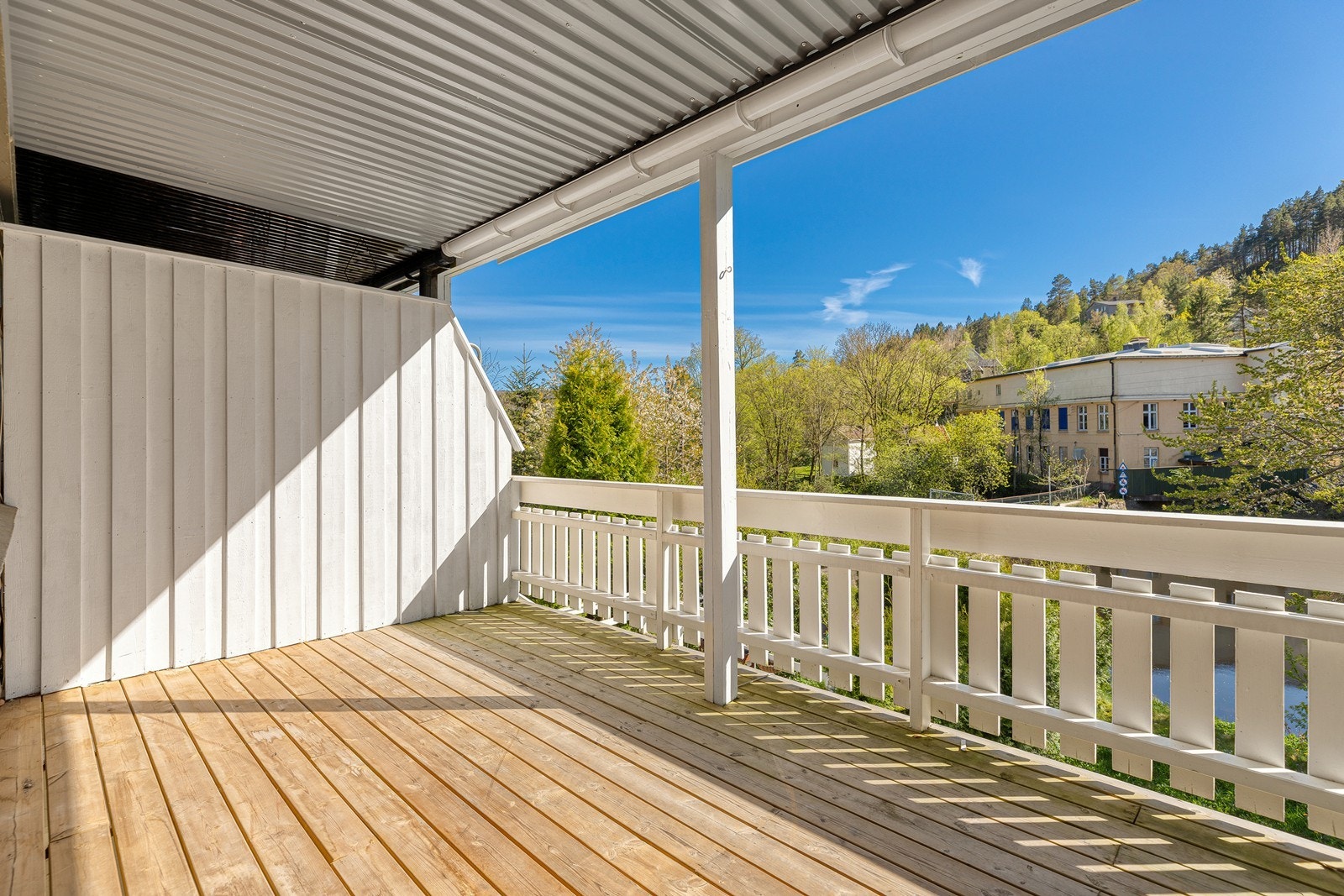 Eiendommen ligger i et attraktivt og familievennlig boligområde i Mosby/Haus Galleribilde
