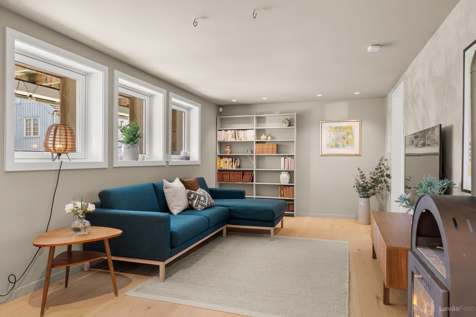 Peisovn i rommet for ekstra varme og hygge Galleribilde