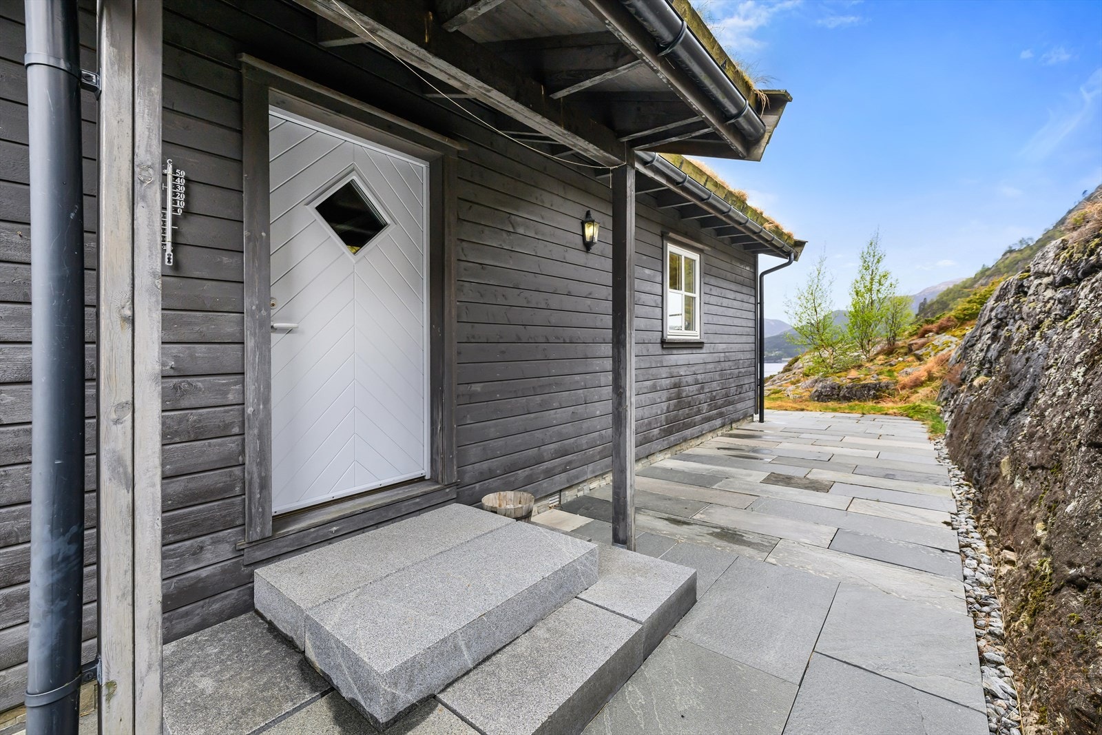 Overbygget inngangsparti. Galleribilde