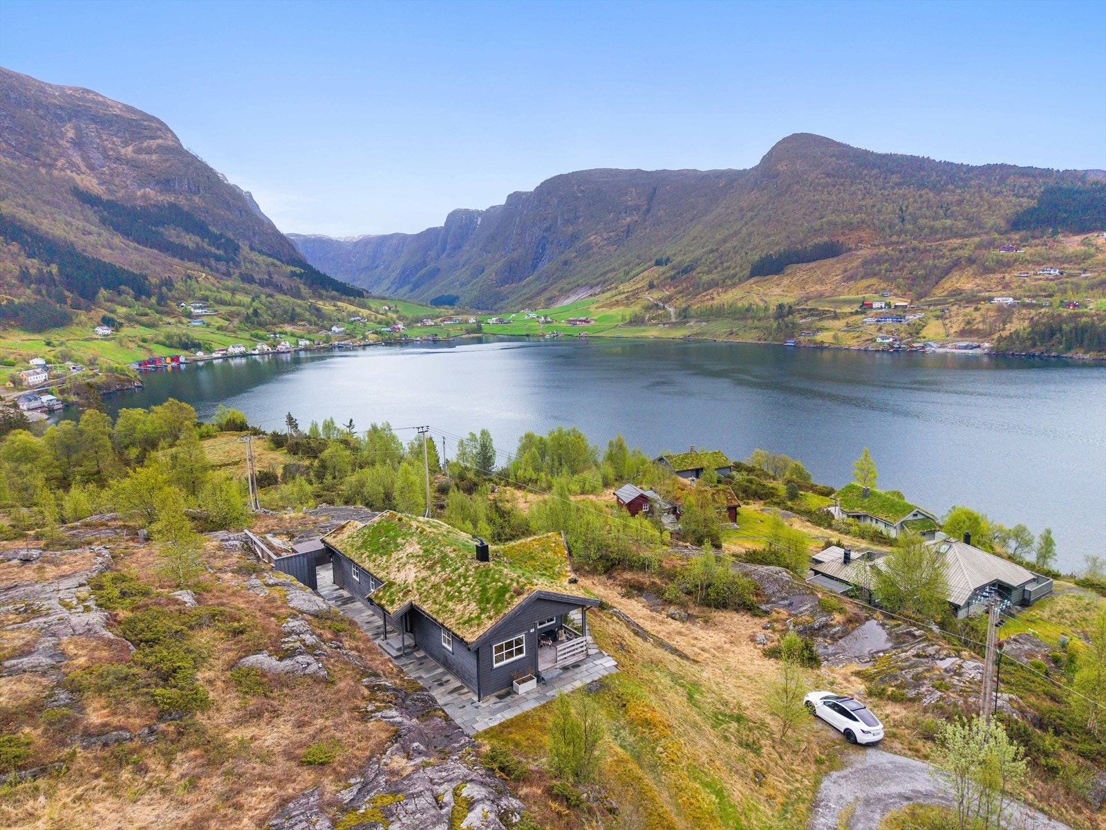 Husk at man må melde seg på til visning til megler. Galleribilde