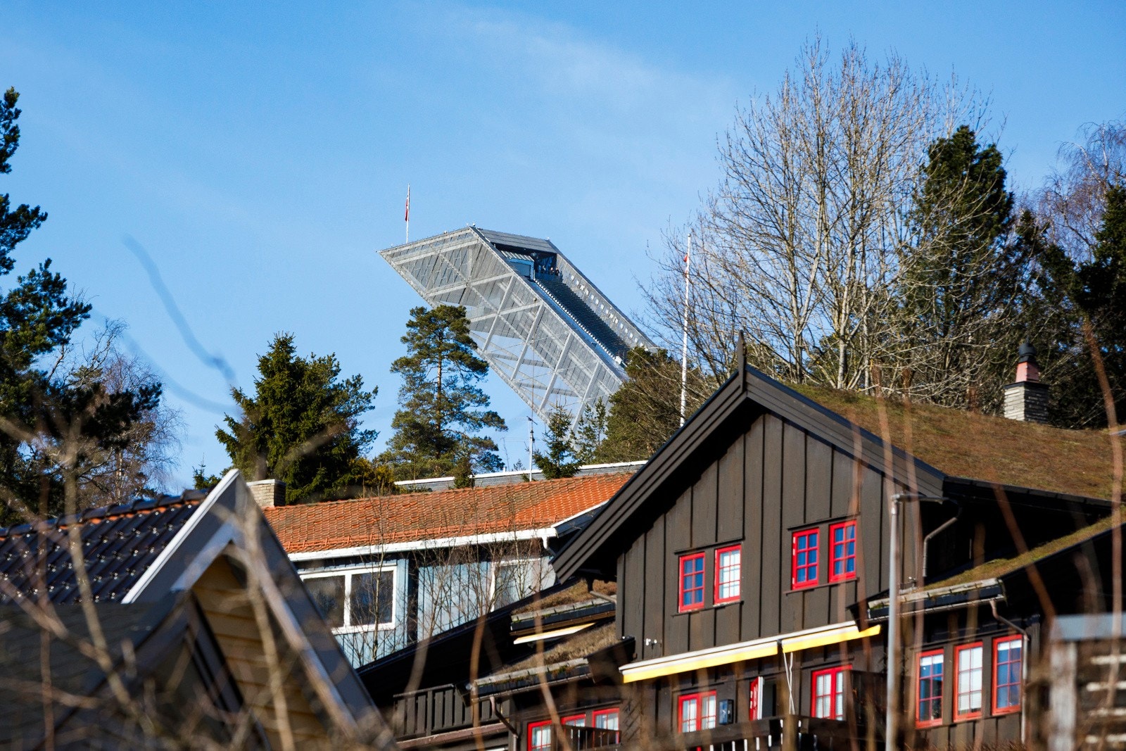 Utsikt mot Holmenkollen Galleribilde