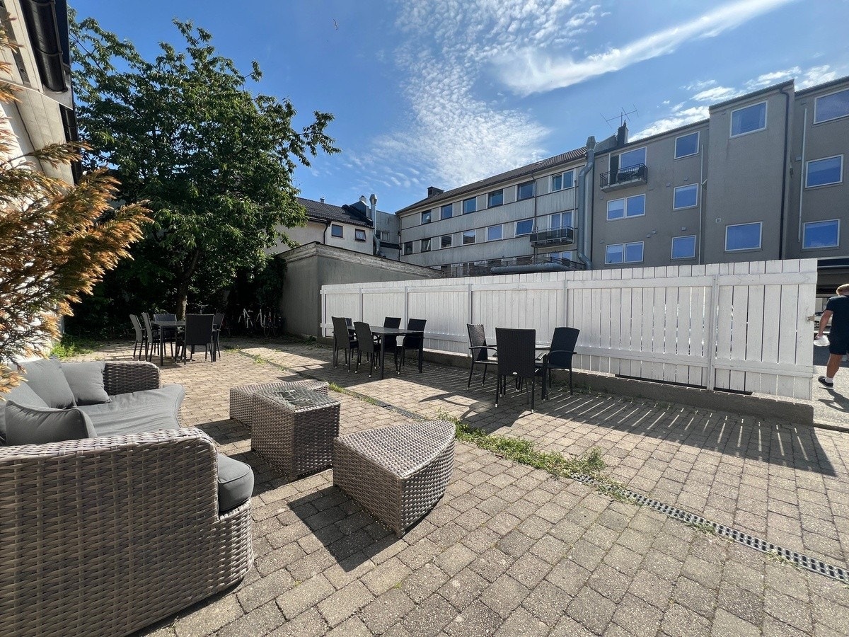 Flott felles bakgård Galleribilde