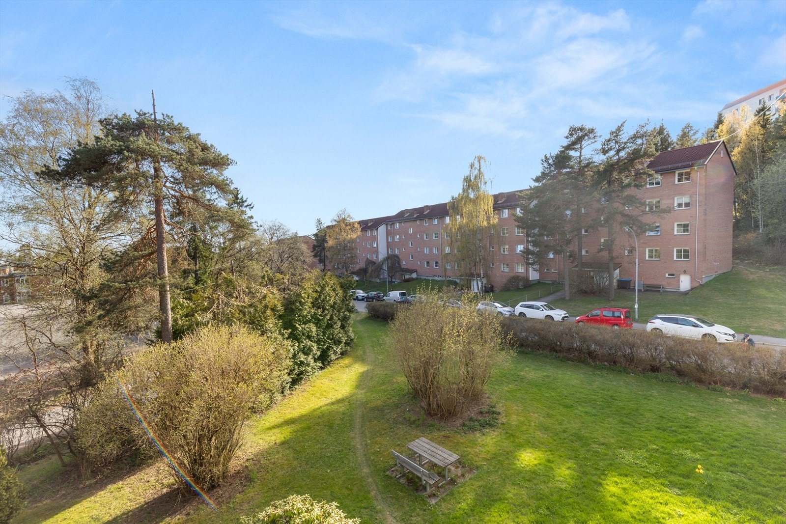 Sameiet har velholdte grøntområder. Galleribilde