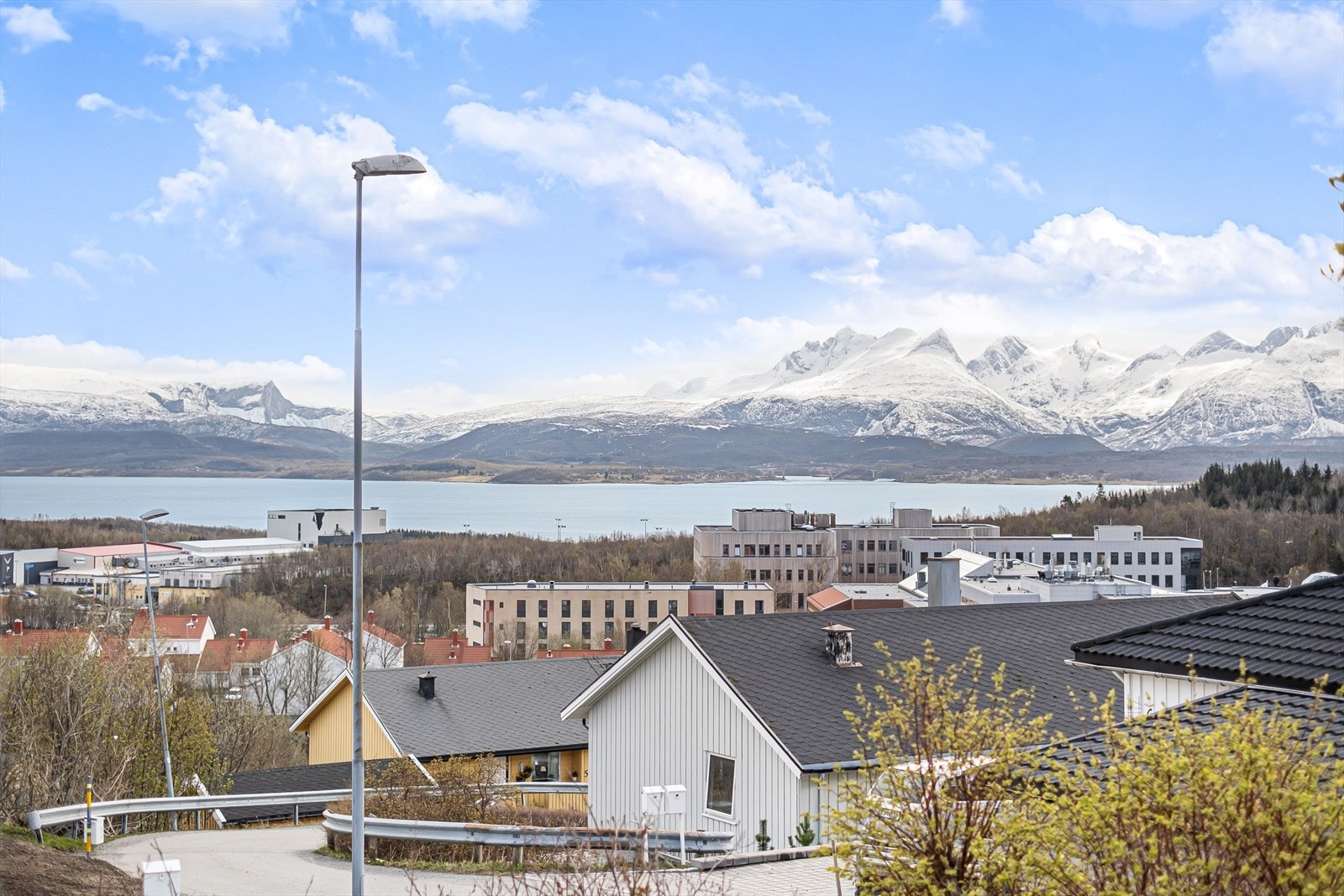 Utsiktsglimt. Galleribilde