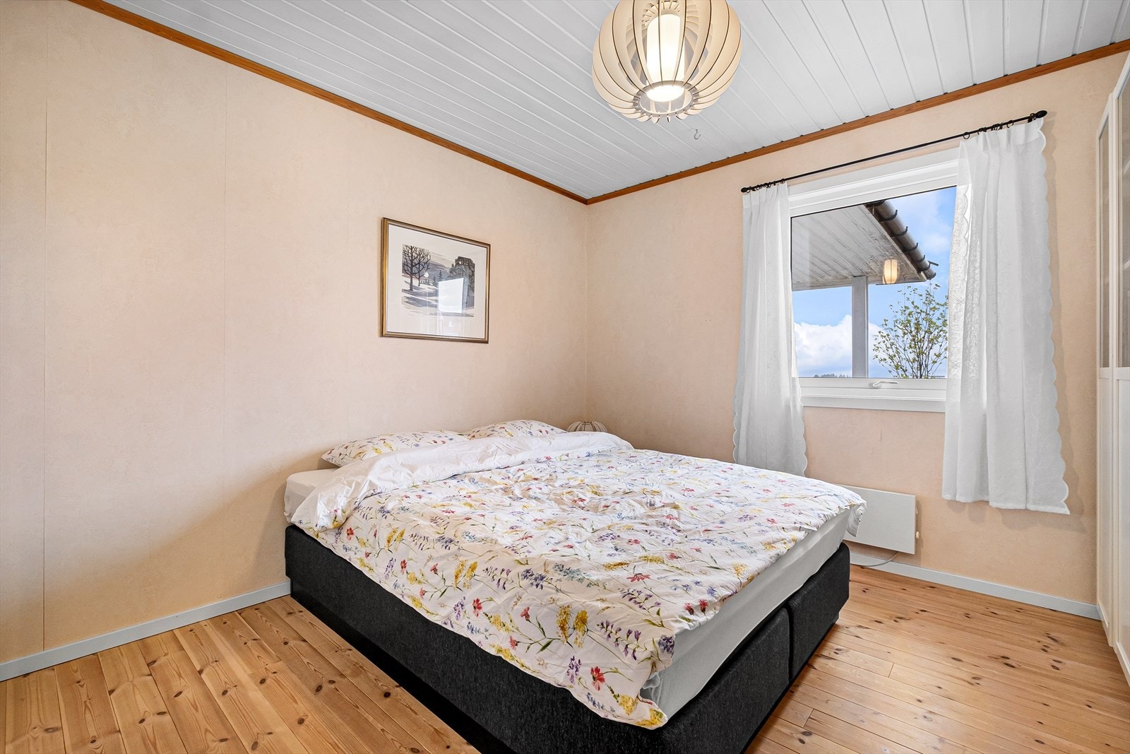 Boligen har tre gode soverom. Galleribilde