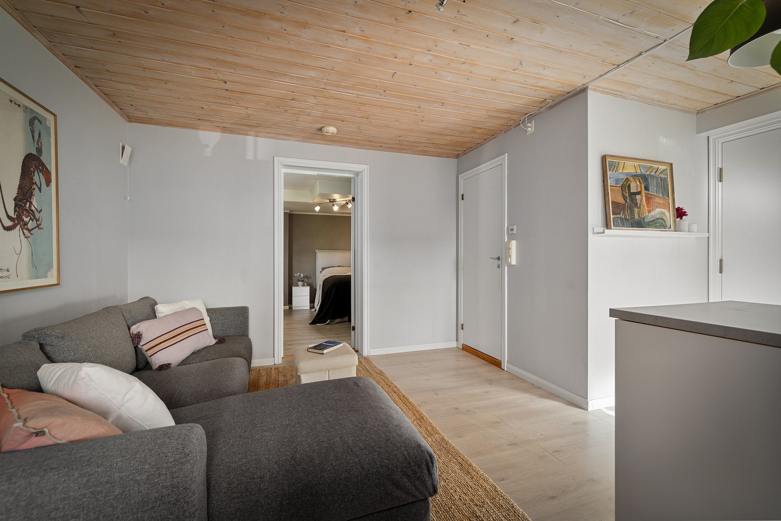 Oppvarmet med vannbåren gulvvarme Galleribilde
