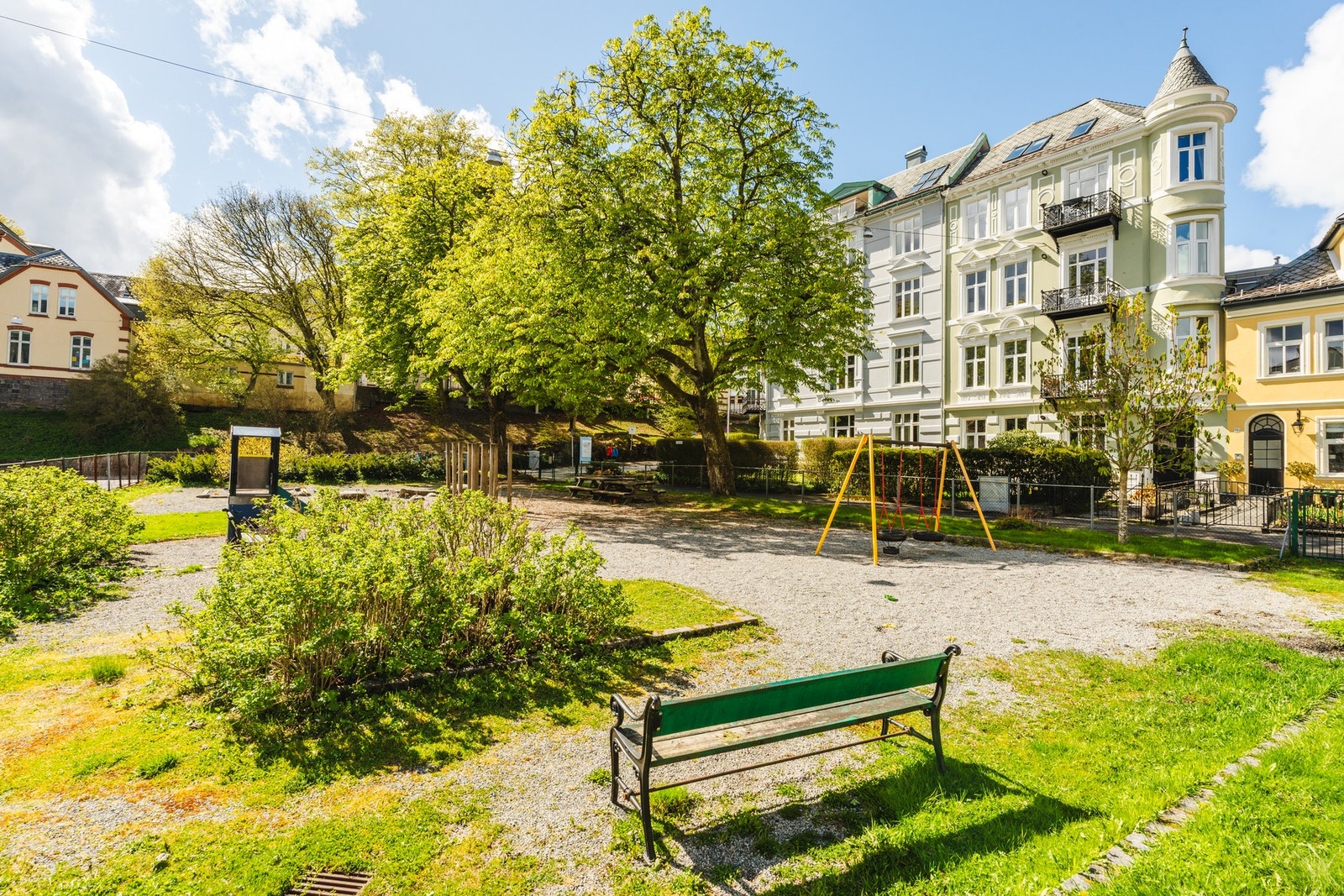 Flott lekeplass rett ved boligen Galleribilde