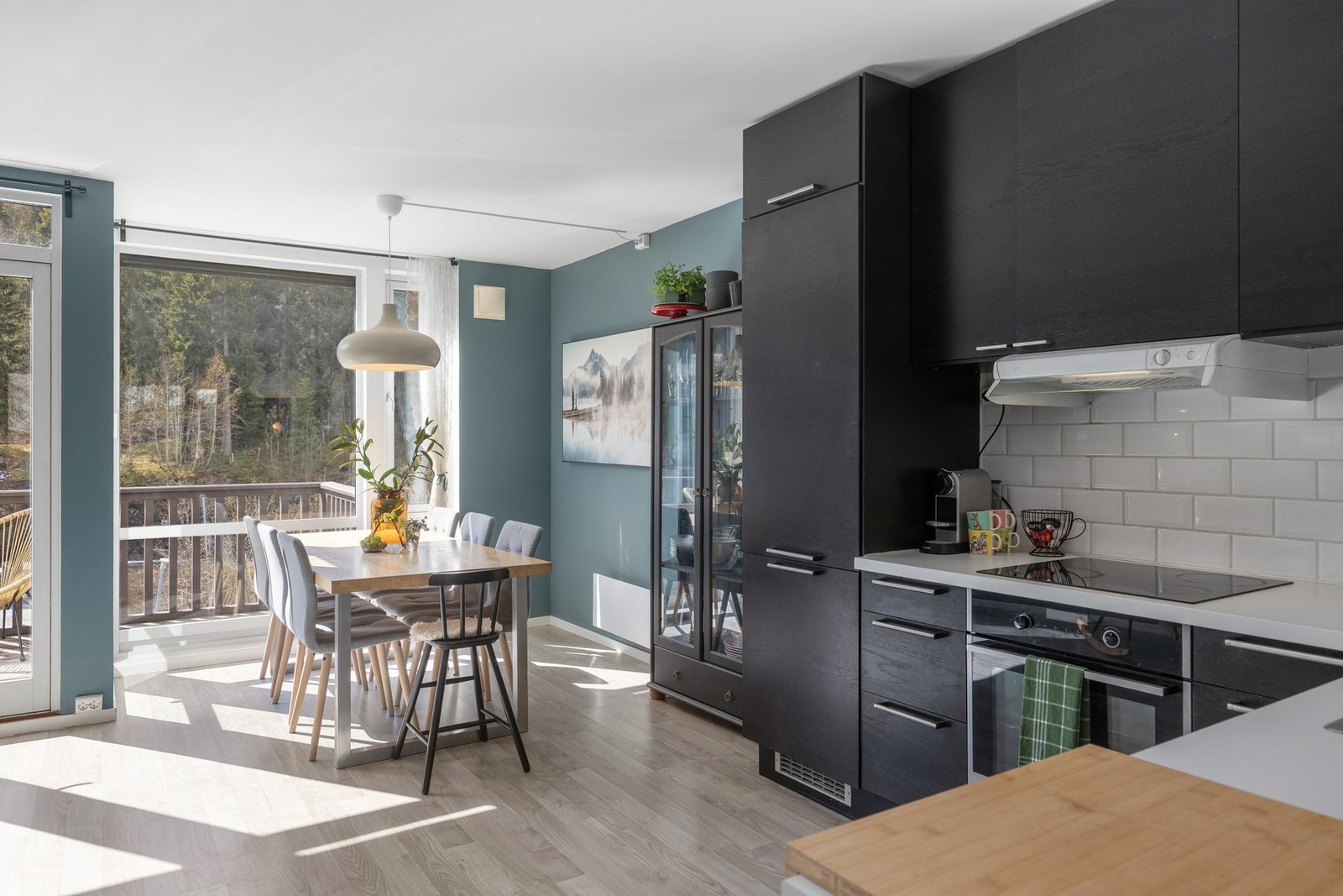 Velkommen til Låvekra 2, presentert av EiendomsMegler 1 ved Stian Berg. Foto v/ Mats Kalland. Galleribilde