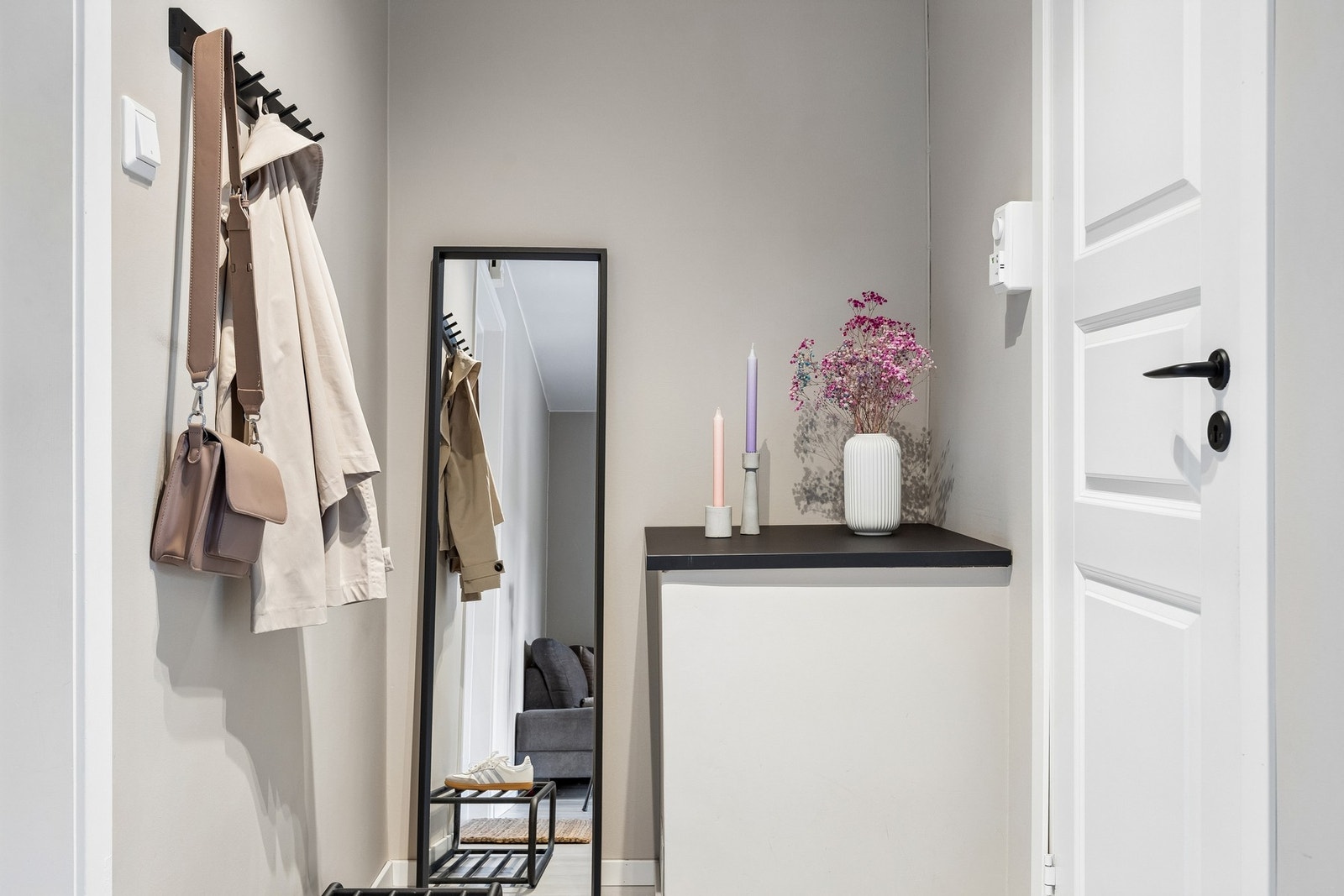 Her er det muligheter å innrede med skyvedørsgarderobe om ønskelig. Galleribilde