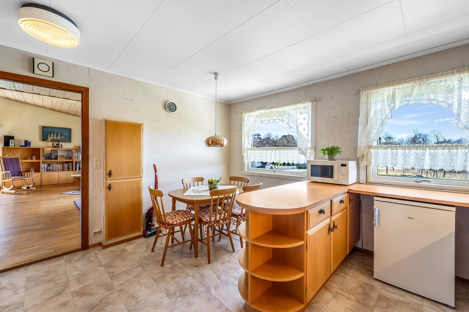 På kjøkkenet er det også plass til spisegruppe. Galleribilde