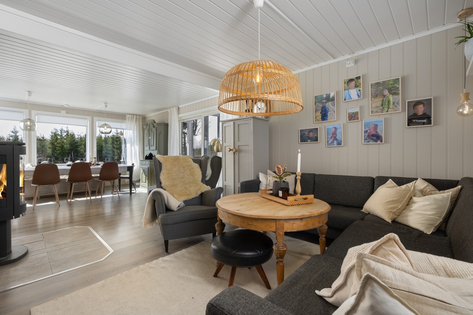 Her får du et hjem med sjarm og gode løsninger for hele familien. Galleribilde