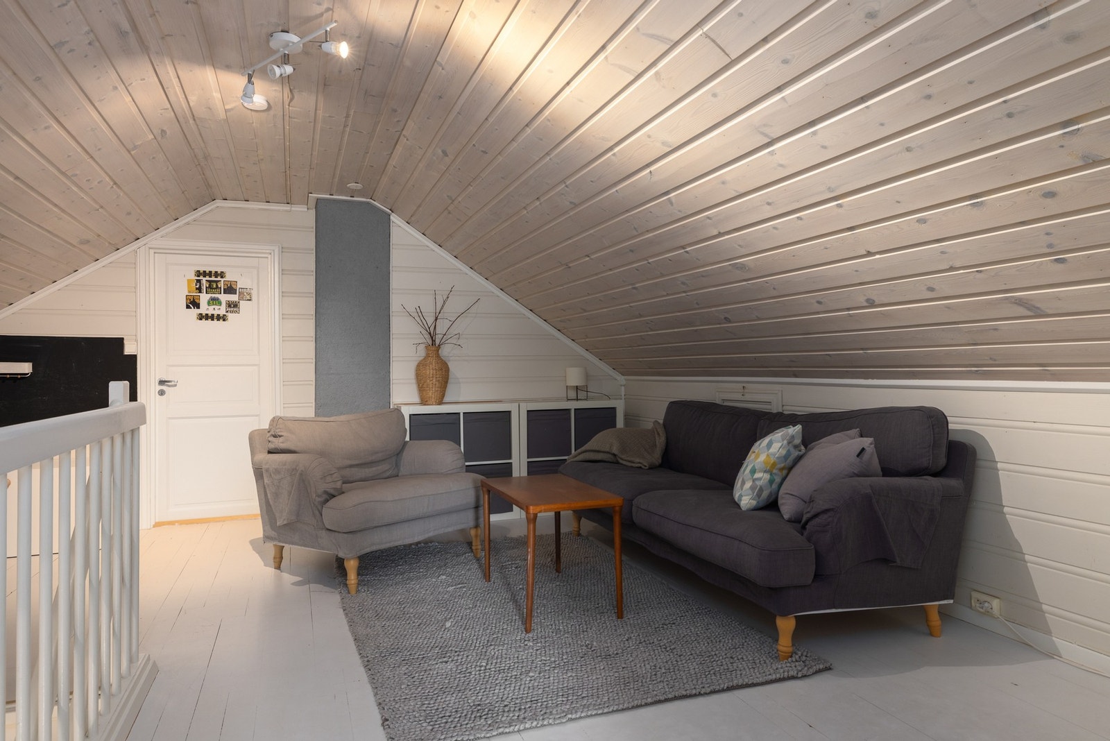 Loftstuen er et perfekt ekstra oppholdsrom. Galleribilde