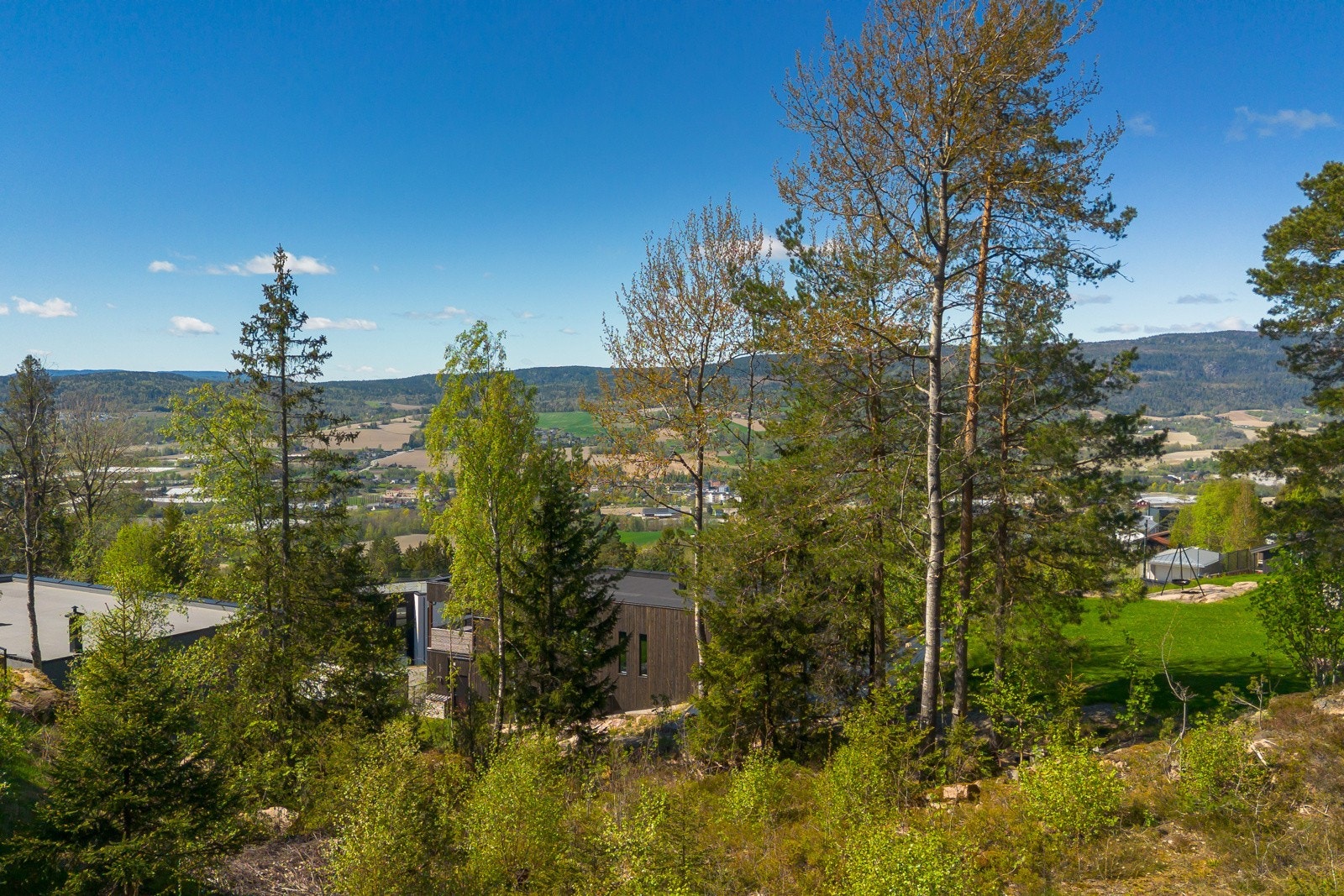 Utsikt fra tomt 2 etg. Galleribilde