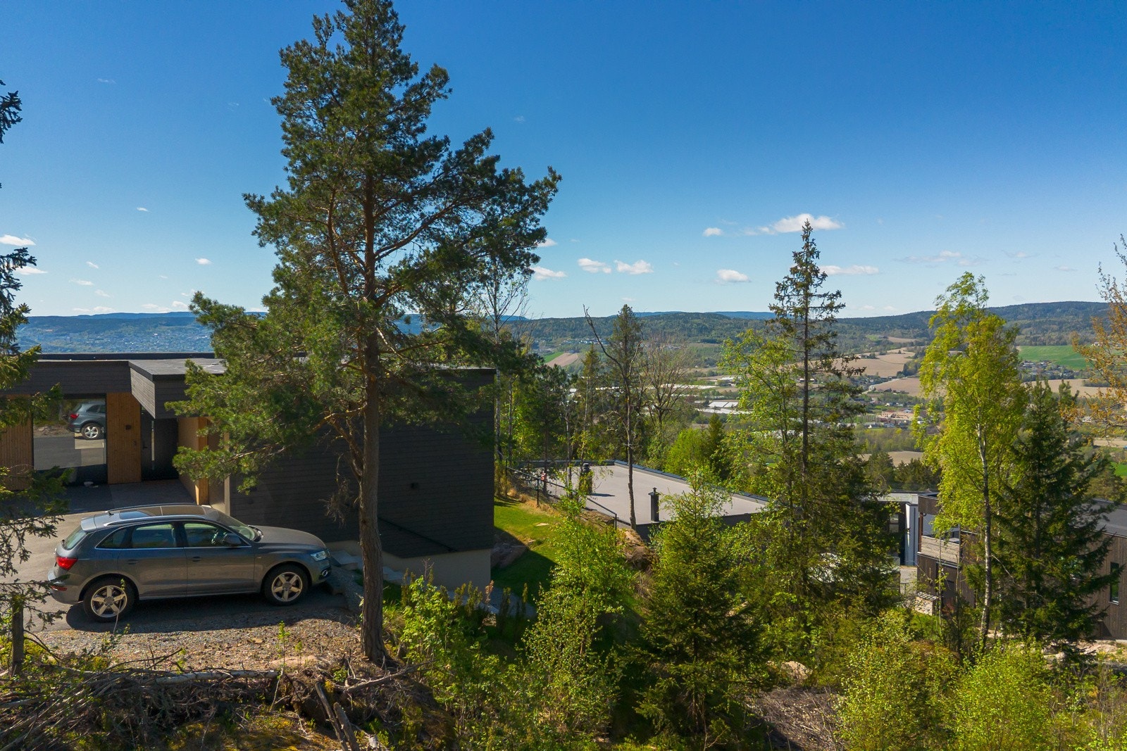 Utsikt fra tomt 2 etg. Galleribilde