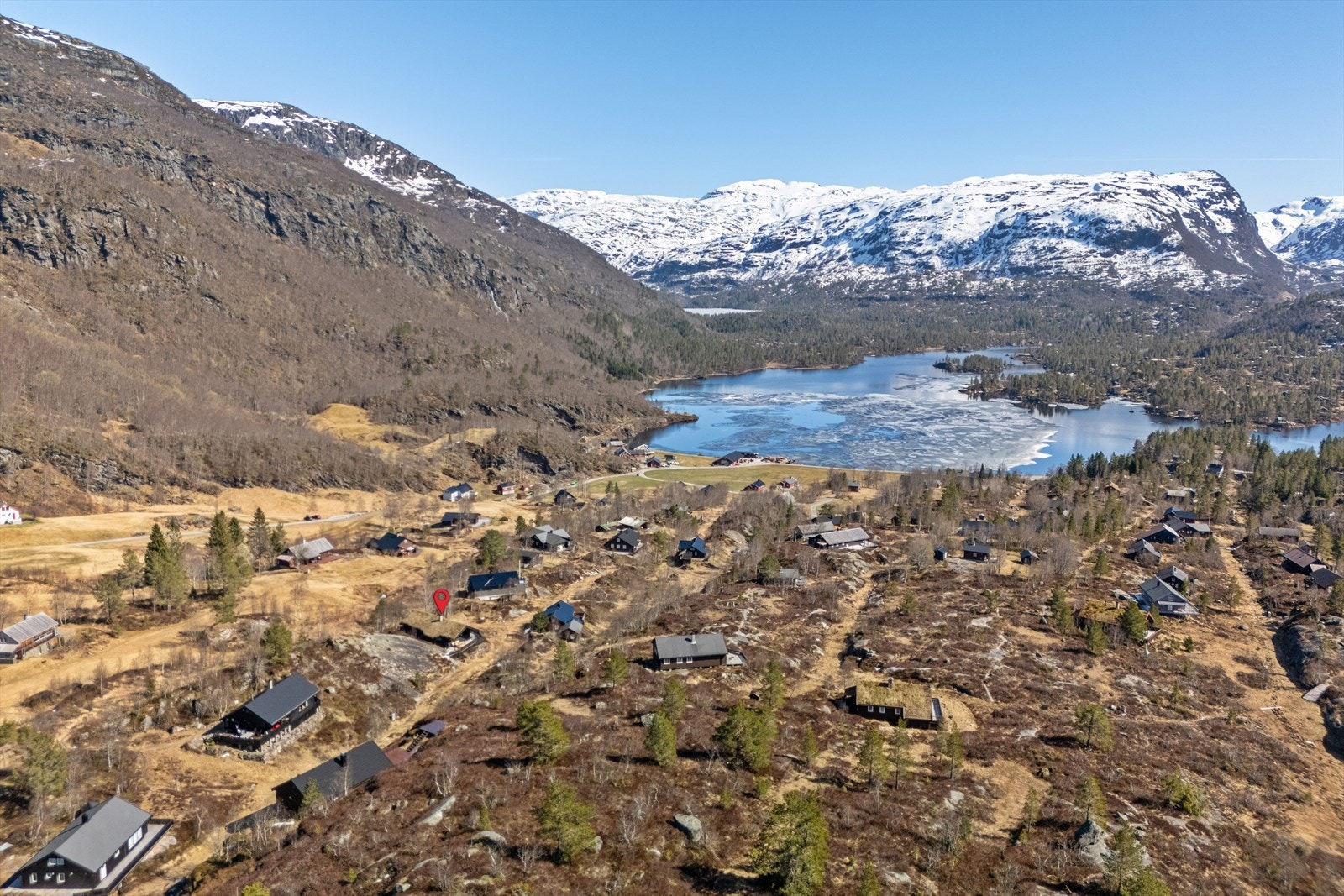 En sjelden kombinasjon av beliggenhet, utsikt og gode kvaliteter! Galleribilde
