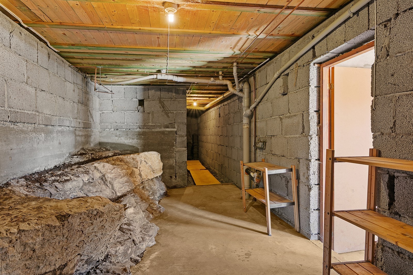 Deler av boligen med krypkjeller Galleribilde