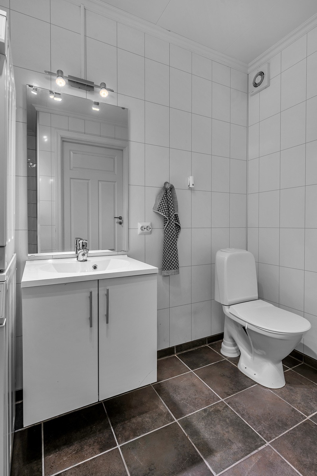 Badet er utstyrt med mekanisk avtrekk. Galleribilde