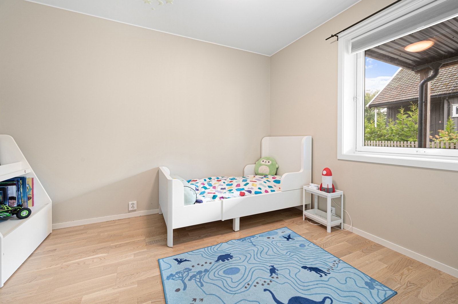 Soverom 2 er oppmålt til 8 m². Galleribilde