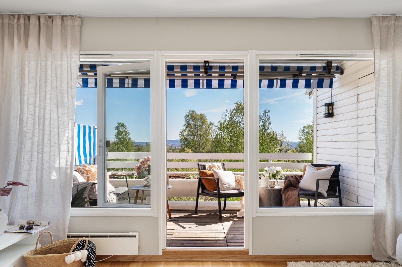 Terrassen har adkomst fra stuen. Galleribilde