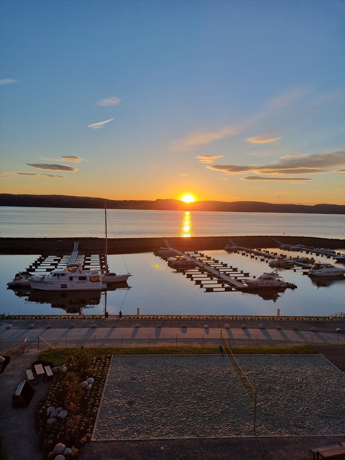 Solnedgangen kan du nyte fra terrassen. Galleribilde