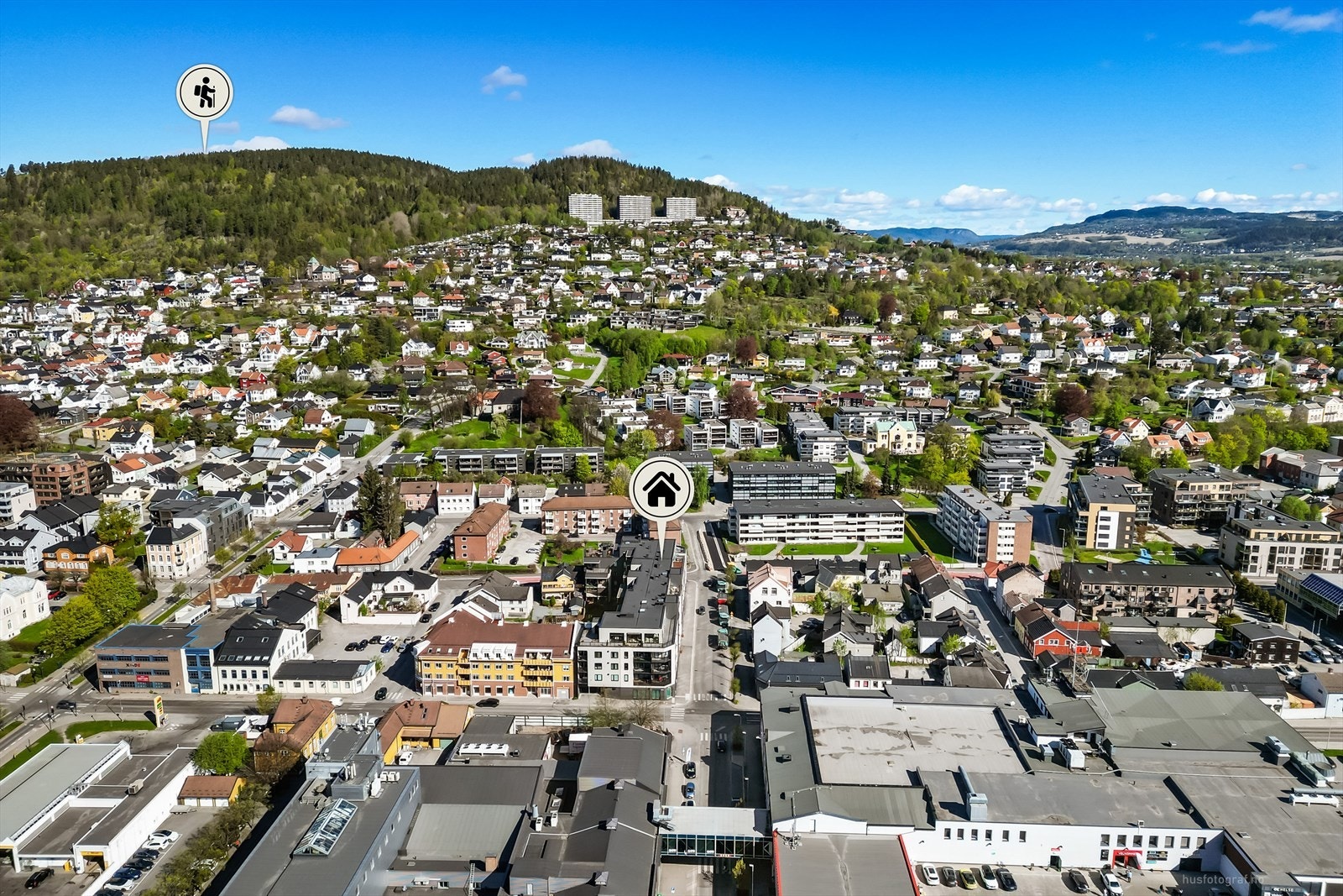 Svært sentral beliggenhet i Drammen, her har du alt du behøver innen kort gangavstand. Galleribilde