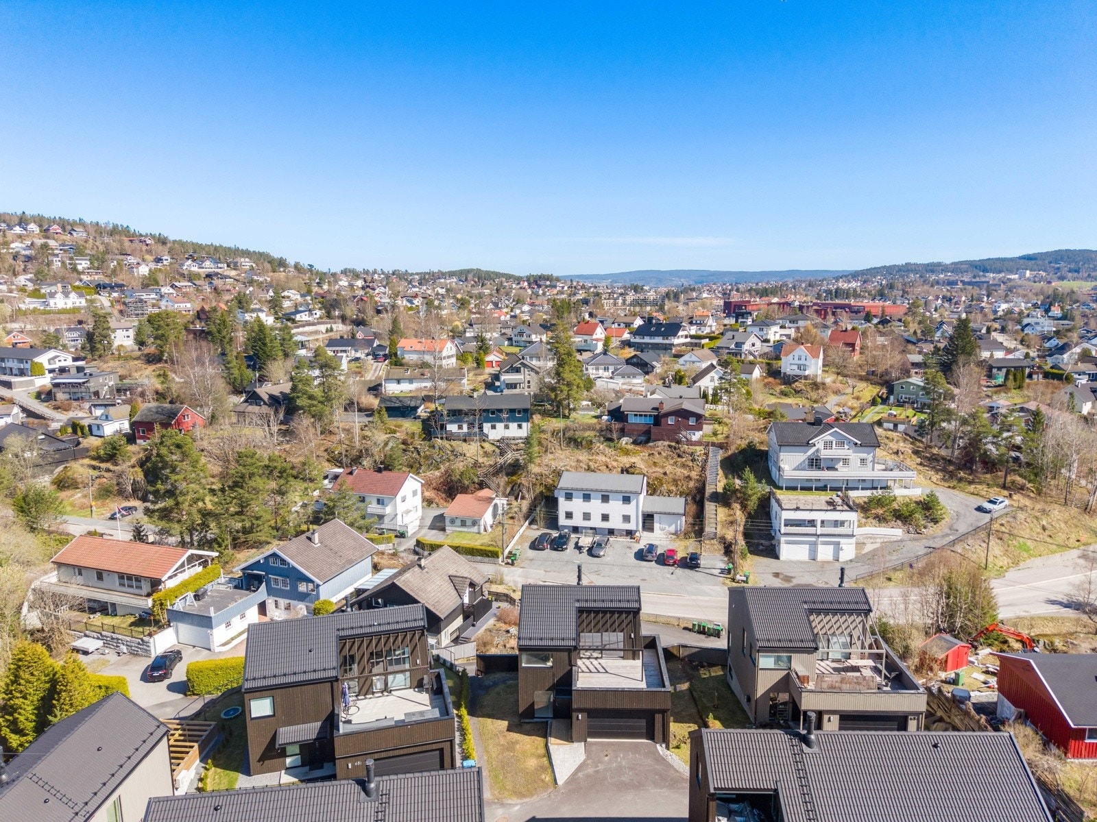 Sentral beliggenhet i Lørenskog med kort vei til Oslo og Lillestrøm. Galleribilde