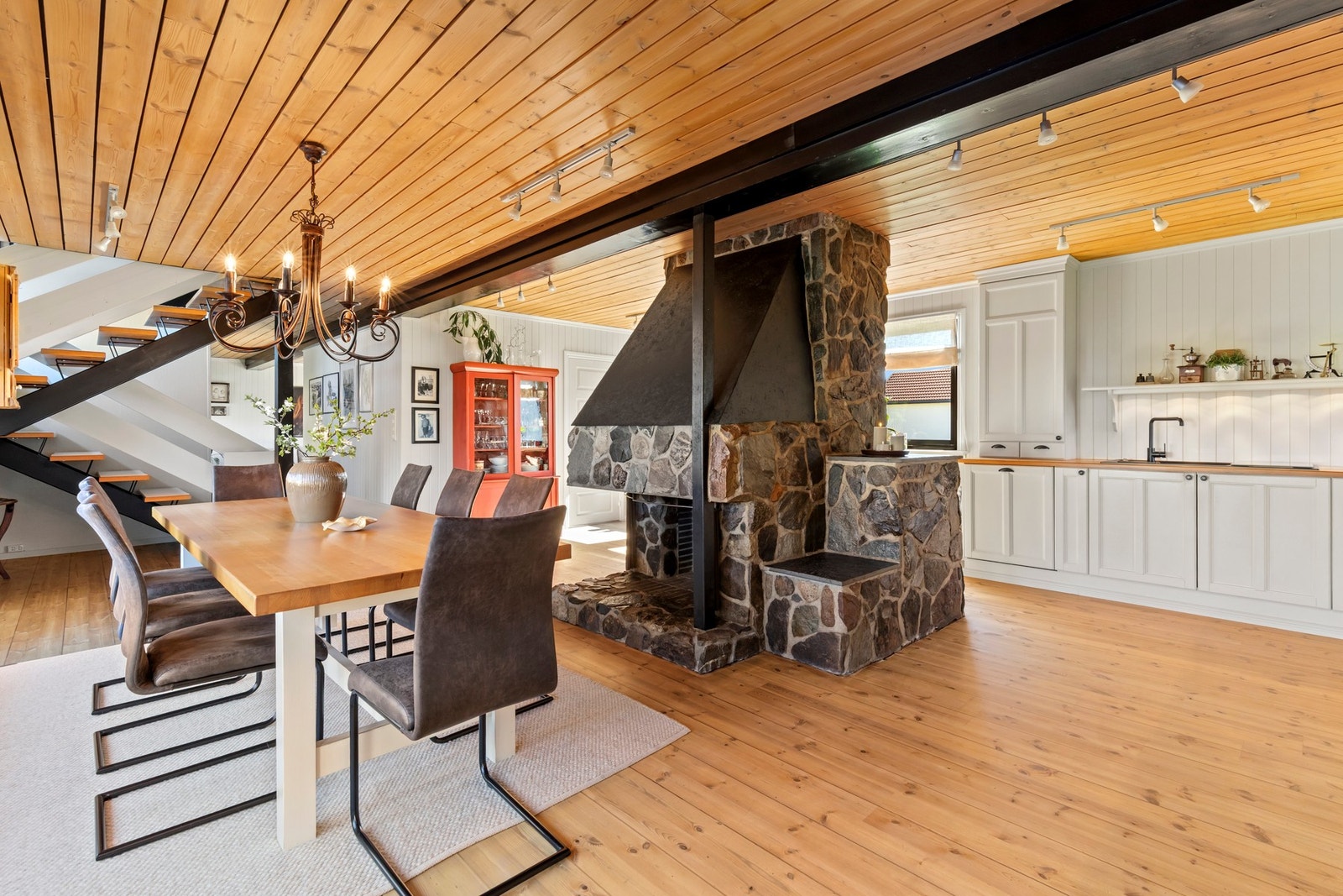 Kjøkken/Spisestue Galleribilde