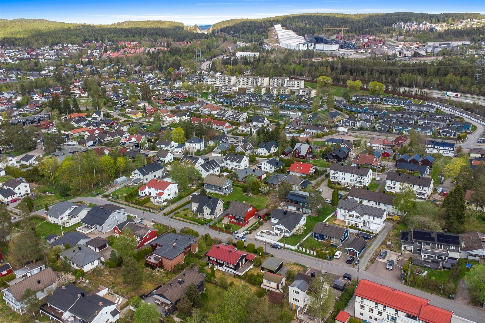 Et trivelig nabolag med kort vei til alt man trenger for en behagelig hverdag. Galleribilde
