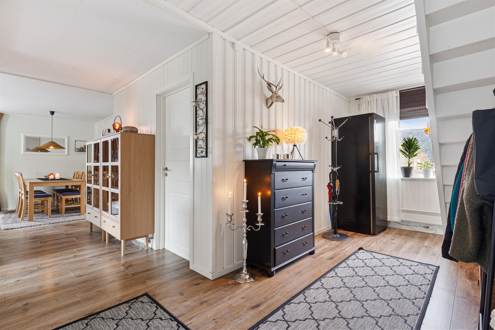 La oss ta turen opp i loftsetasjen Galleribilde