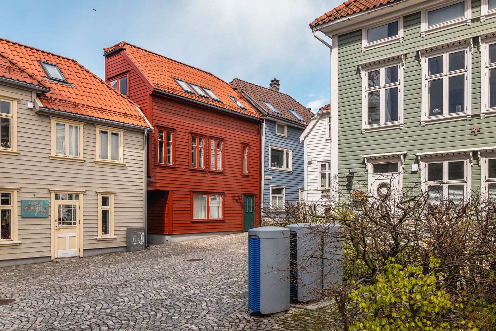 - Her bor du med kort gangavstand til sentrum, caféer, butikker, kollektivtransport og flotte rekreasjonsområder som Nordnesparken - Galleribilde