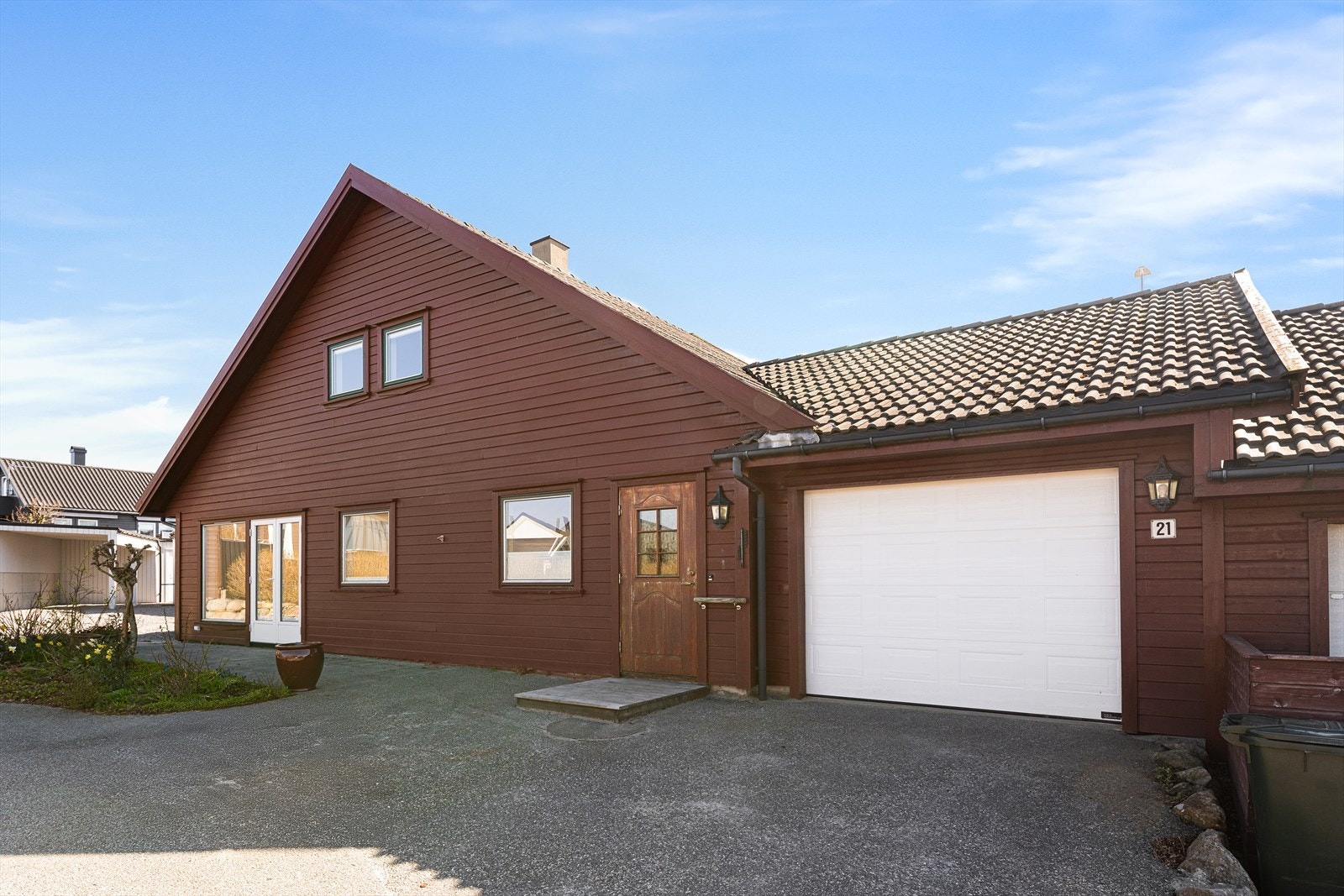 Monica Mørk Aase i EiendomsMegler1 presenterer Andvegen 21!
Foto: Asle Haukland Galleribilde
